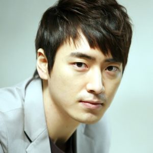 韓国 人気俳優 イ・ジュニョク プロフィール 画像付
