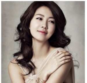 韓国 人気女優 イ・ヨウォン プロフィール 画像付
